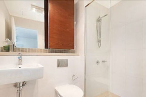 Melbourne Beachside Apartment - Accommodation Guide 2
