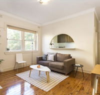 Bright Beachside Curlewis Apartment - Accommodation Guide