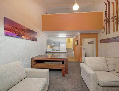 Parkwood 6 - Accommodation Asia 1