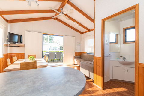 Holiday Haven White Sands - Accommodation Asia 1