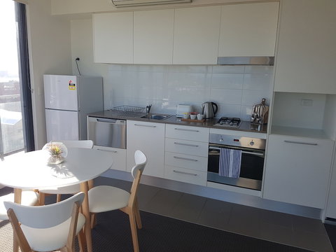 Watt Street Studio Apartment W / Ocean Views - Accommodation Guide 4