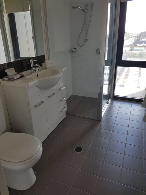 Watt Street Studio Apartment W / Ocean Views - Accommodation Guide 1