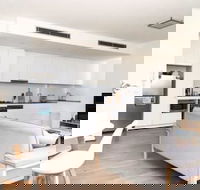 Spacious Apartment Close to Chatswood - Accommodation Asia