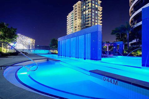 Oracle Boulevard - Private Apartments - Accommodation Asia 1
