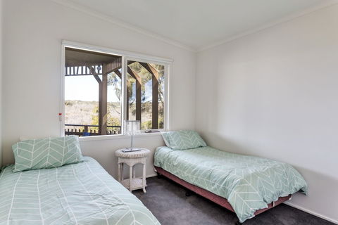 The Heyfield Hideaway - Accommodation Guide 0