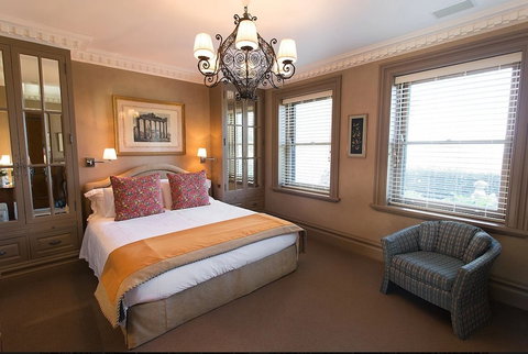 Linden Hall - Accommodation Guide 4