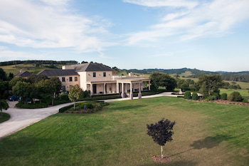 Linden Hall - Accommodation Guide 6