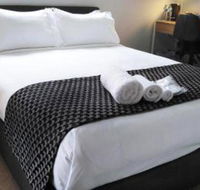 Lakeside Retreat  Business - Accommodation Asia