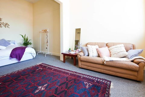 WB319 Chatswood Charmer Roomy 3 Bed Apartment - Accommodation Asia 2