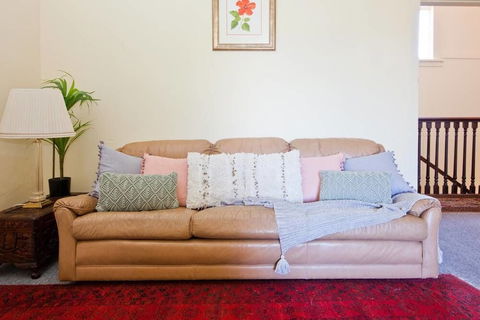 WB319 Chatswood Charmer Roomy 3 Bed Apartment - Accommodation Asia 6