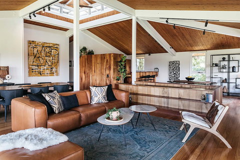 A PERFECT STAY - Cape Breeze - Accommodation Guide 5