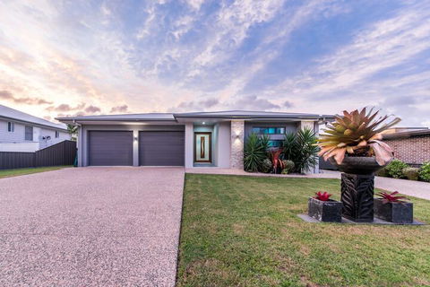 Whitsunday Sands - Cannon Valley - Accommodation Guide 3