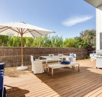 Glamour on Gulls - Accommodation Guide