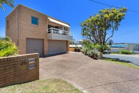 Ronald Avenue Unit 2 / 36 - Accommodation Guide 0