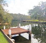 Paradise on the Water - Accommodation Asia