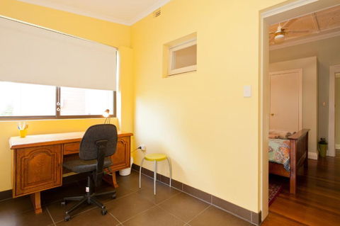 Taree Apartment - Accommodation Guide 6