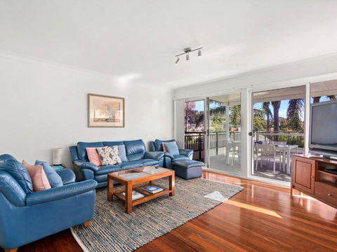 Whiting Escape 2 / 13 Whiting Avenue Terrigal - Accommodation Guide 3