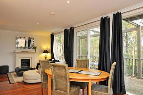 Villa Executive 2br Valley Views Resort Condo Located Within Cypress Lakes Resort (nothing Is More Central) - Accommodation Asia 1