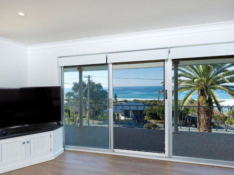 AQUA PALM - Accommodation Guide 5