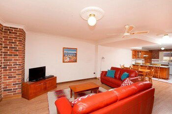 Birchgrove Terrace Unit 3 - Accommodation Asia 2