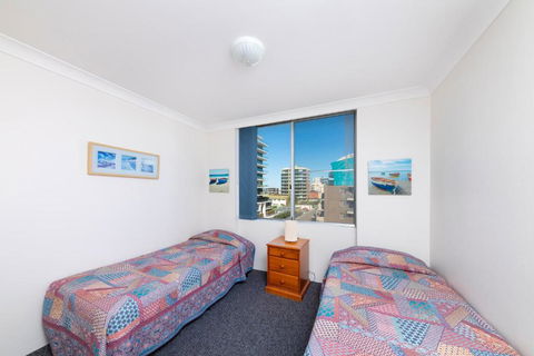 Beachpoint Unit 303 28 North Street - Accommodation Asia 2