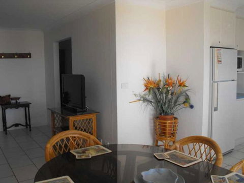 Hi Surf Unit 2 92 Head Street Forster - Accommodation Asia 1