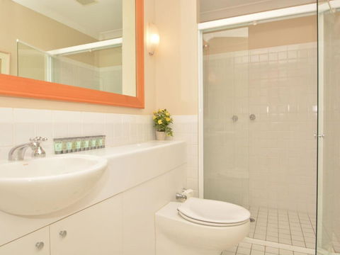 Villa 3br Bella Vista Resort Condo Located Within Cypress Lakes Resort (nothing Is More Central) - Accommodation Asia 1