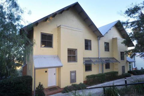 Villa 3br Vista Resort Condo Located Within Cypress Lakes Resort (nothing Is More Central) - Accommodation Asia 3