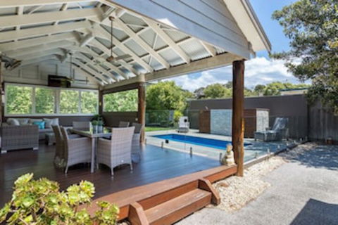 Glen Retreat - Accommodation Guide 0