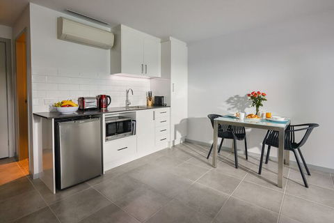 East Maitland Executive Apartments - Accommodation Asia 7