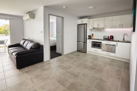 East Maitland Executive Apartments - Accommodation Asia 5