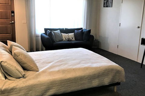 Scandi Stayz Retreat 1 - Accommodation Guide 2