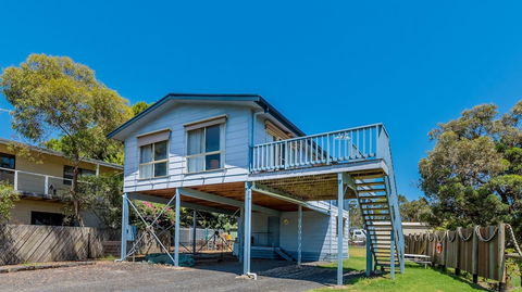 12 Aloha Ventnor Beach House - Accommodation Asia 0