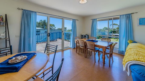 12 Aloha Ventnor Beach House - Accommodation Asia 1