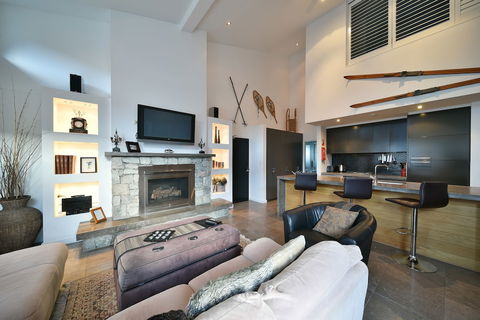 Powder 2b - Accommodation Asia 0