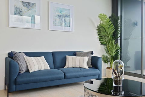 New Contemporary Apartment Near Macquarie Centre - Accommodation Asia 2