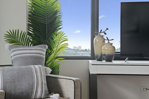 New Contemporary Apartment Near Macquarie Centre - Accommodation Asia 5