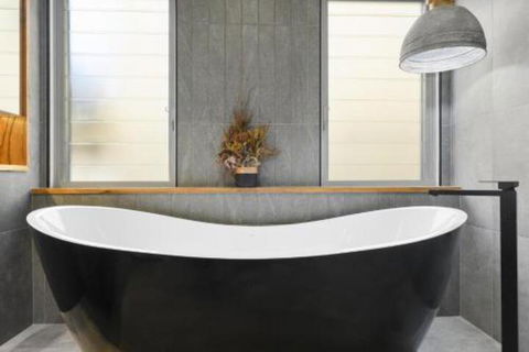 Due North Beach House - Accommodation Guide 5