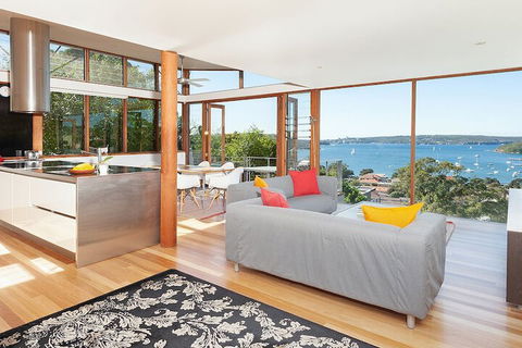 Stunning Architecture Balmoral Views - Accommodation Guide 6