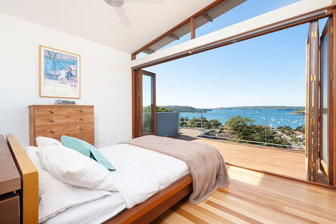 Stunning Architecture Balmoral Views - Accommodation Guide 1