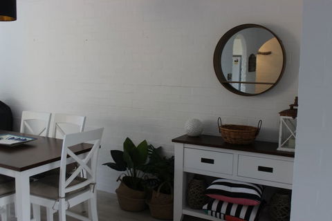 Oceanside - Accommodation Asia 3