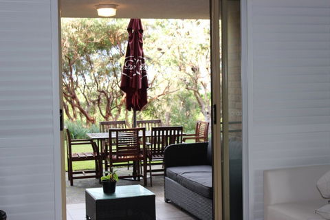 Oceanside - Accommodation Asia 5