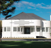 Deco Beach Luxury Apartments - Accommodation Asia