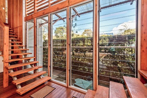 The Birdcage - Accommodation Asia 6