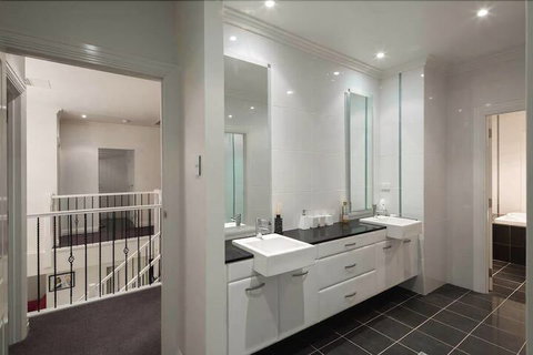 River Devine Murray Bridge - Accommodation China 6