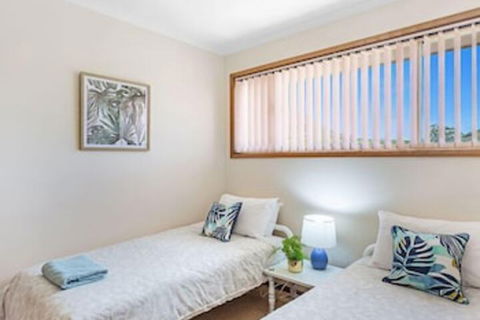 Life's A Beach At Shoal Bay - Accommodation Guide 3