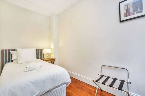 3 Bedroom Terrace At Harbour Bridge - Accommodation Guide 1