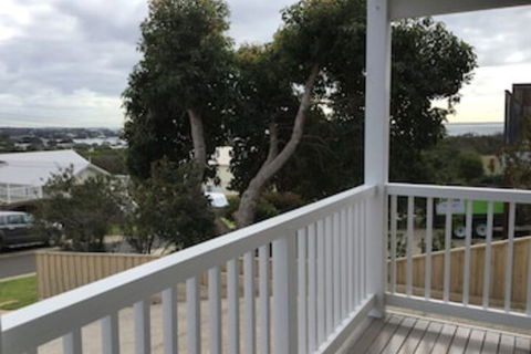 Apartment With Views - Accommodation Guide 0