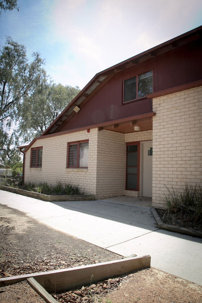 Bruce ACT Accommodation Asia