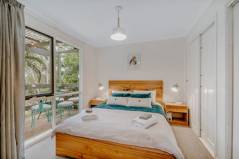 Steep Creek Retreat - Accommodation Guide 3